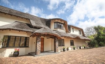 Winelands Villa Guesthouse and Cottages