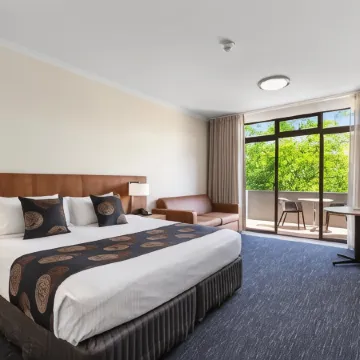 Mantra Meridien Adelaide