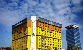 Hotel Holiday