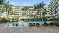 Radisson Blu Hotel & Convention Centre, Kigali - Pools
