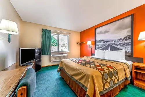 Super 8 by Wyndham Waco University Area