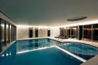 HD | Duecitânia Design Hotel - Yüzme Havuzu