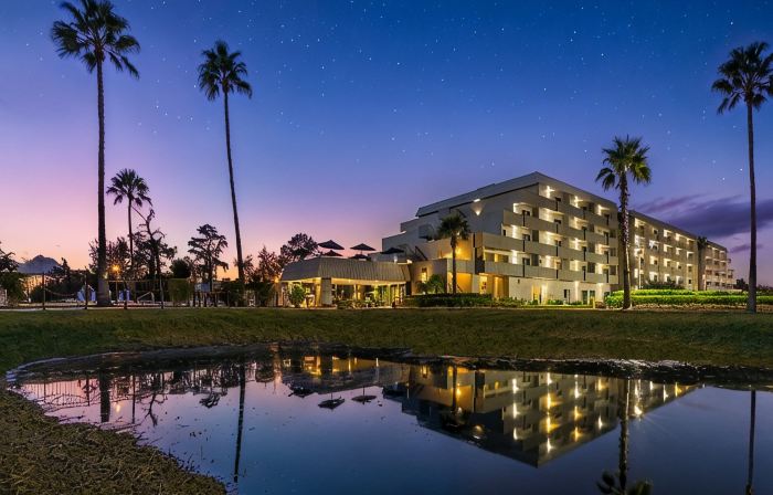 Palazzo Lakeside Hotel
