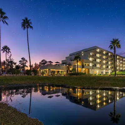 Palazzo Lakeside Hotel Отели рядом с достопримечательностью «${{attraction}}»