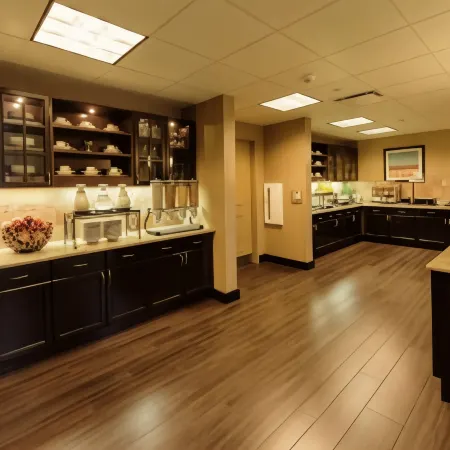 Homewood Suites by Hilton Phoenix Chandler Fashion Center Отели рядом с достопримечательностью «Колледж Чандлер Гилберт Коммьюнити в Пекос Кампус»