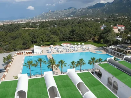 Uptown Büyük Anadolu Girne Hotel