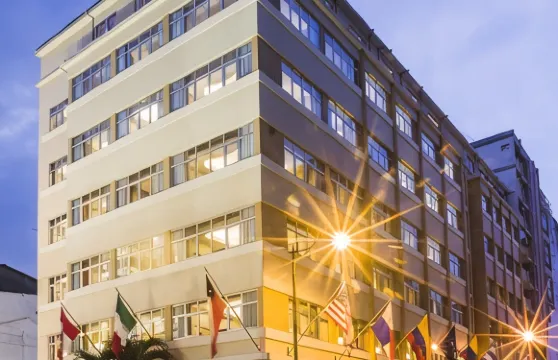 瓜亞基爾宮酒店