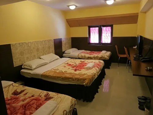 Hotel Shantideva