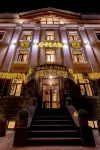 Golden Plaza Hotel