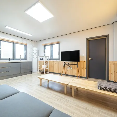 Anseong Yongseol Baram Stay Pension