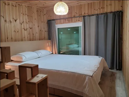 Hoengseong Hanshin Pension Отели рядом со станцией Hoengseong Station