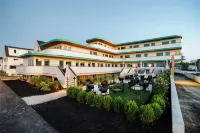 The Nevada Hotels in York