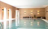 Bernstein Schlosshotel Ballenstedt - Kolam Renang
