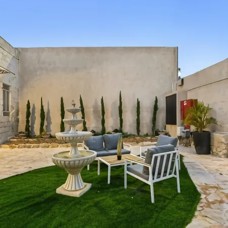 Helios Boutique Suites by la Finca Hotel