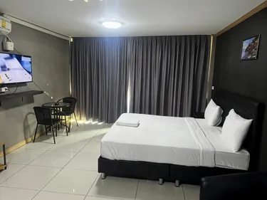 รูปภาพของอพาร์ตเมนต์ 1 ห้องนอน 1 ห้องน้ำส่วนตัว ขนาด 50 ตร.ม. – ถนนคนเดิน