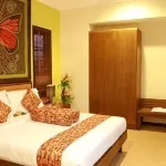 โรงแรมลักซิโอ โซรอง - 3 ดาว