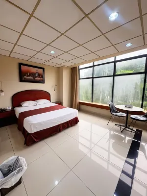 Hotel Ramada Hôtels à : 