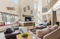 North Star Lodge & Resort