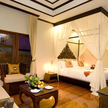 Kanok Buri Resort