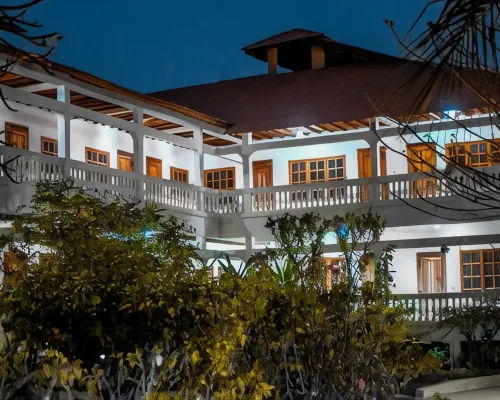 Hôtel Kadiandoumagne Hôtels à : Ziguinchor