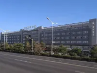 麗楓飯店（赤峰高鐵站萬達廣場店） 赤峰住宿飯店