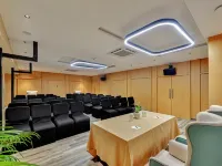 Click Collection Lucknow Hotels in Lucknow
