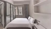 Xiangfeng Hotel (Dejiang Passenger Transport Terminal)