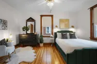 Vitality Retreat - 1 block from DT/riverfront/shops/bars