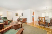 Less than 1 block to Notre Dame!  Sleeps 14 - 4-Star