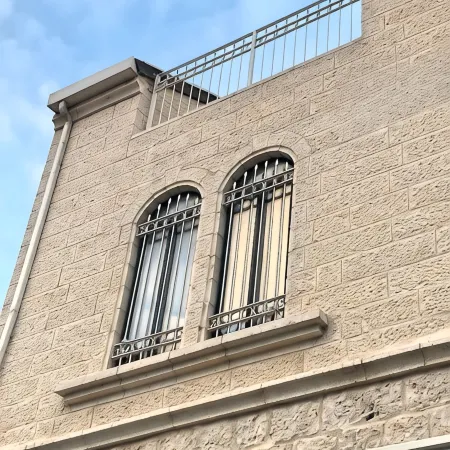 Charming Kosher Duplex with Balcony, City Center, Next to Machane Yehuda Market!
