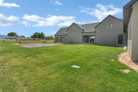 Cozy Cottage Inn sets in the heart of ATV trails and 3 National Parks.