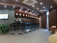 Slavyanskaya Hotel - Park Yeri