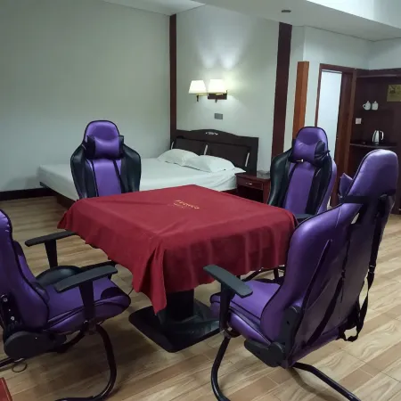 Pinglu Fuyan Hotel