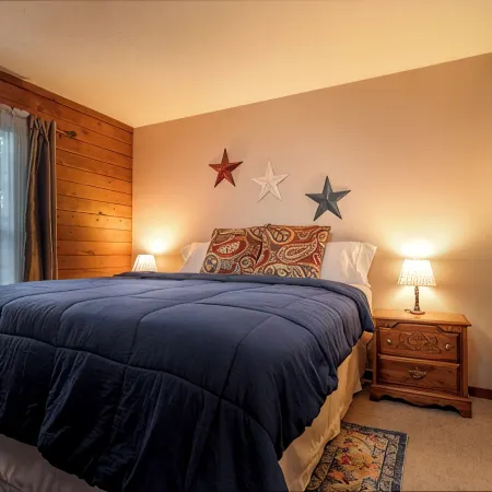 Cozy Ozarks Escape Near Branson ~ Perfect for Couples & Families