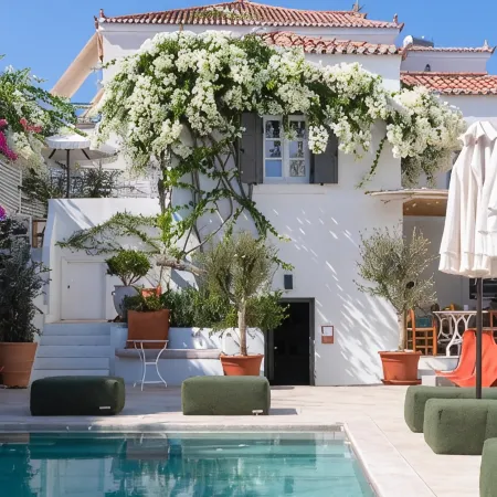 Yayaki Spetses