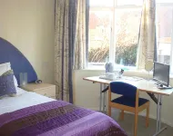 Malvern House - 2-Star