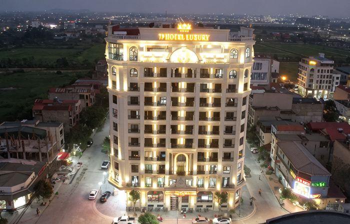 79 LUXURY HOTEL