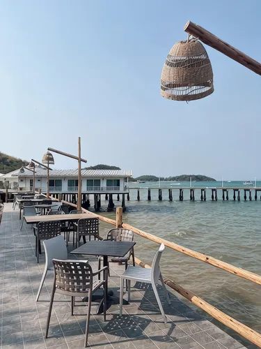 รูปภาพของริมทะเล รีสอร์ท เกาะล้าน
