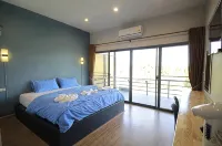 Maderbua Hotel - Parkplatz