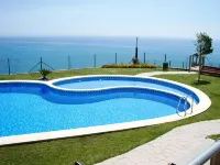 Luxurious duplex penthouse facing the sea - 4-Star