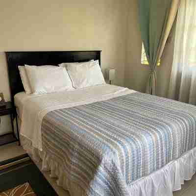 GAIA Barbados! 2 BD Home 5min walk to the beach Rooms
