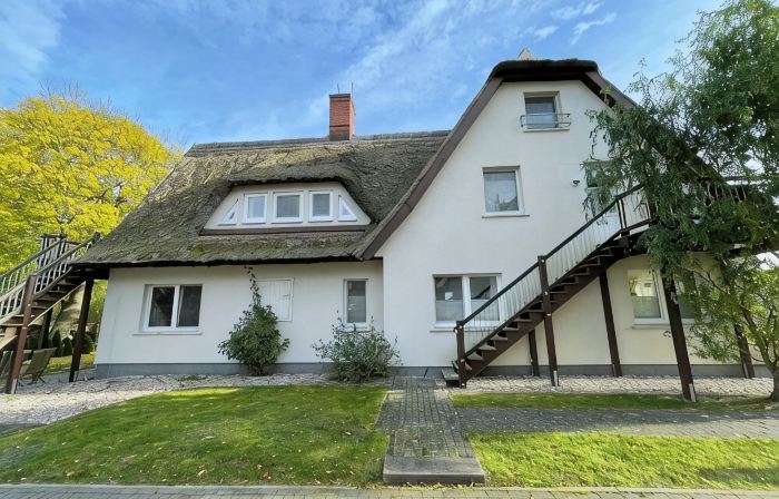 Boddensuite - 90sqm on one level with terrace and private parking space