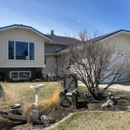 Bright, spacious 4 bedroom home.