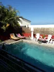 La Maison Leu Bi Chic est Idéale Pour des Vacances en Famille ou Entre Amis - Pools