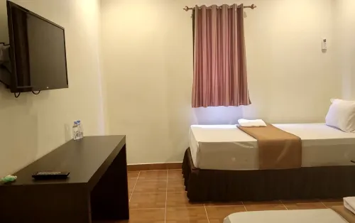 Hotel Aramas - 2 ดาว