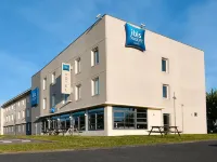 Ibis Caen Porte de Bretagne - Parking
