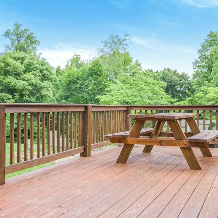 The Blue Llama | Pets OK | Llama Loft | Fire Pit | Fenced Yard | Off Nelson 151