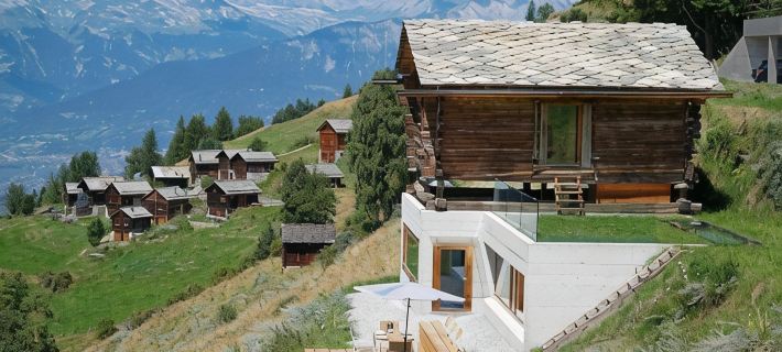 Exclusive architectural chalet at 1,600 metres, 4-6 pers. in impressive location Hotels in Bezirk Hérens