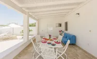 Swan villa with private pool, absolute privacy - Kitchens