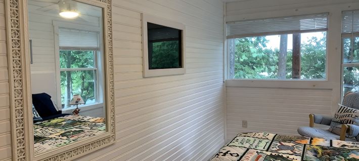 Welcome to Our Little Slice of Heaven on the Lake! レイク・ルーアのホテル